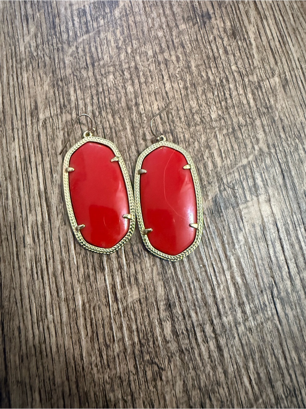 Kendra scottt red dangle earrings